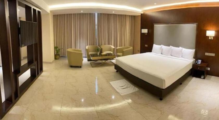 Hotel Tower Inn, Chittagong Exterior foto